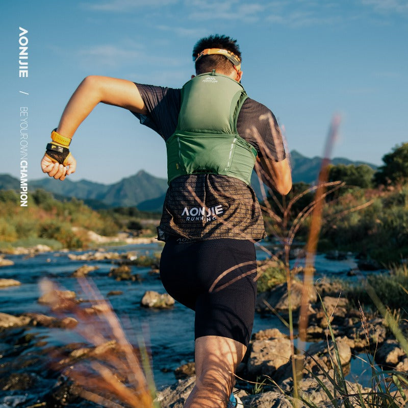 AONIJIE 8L UTMB Official Partner Backpack+2*500ML Bottles-MB8L