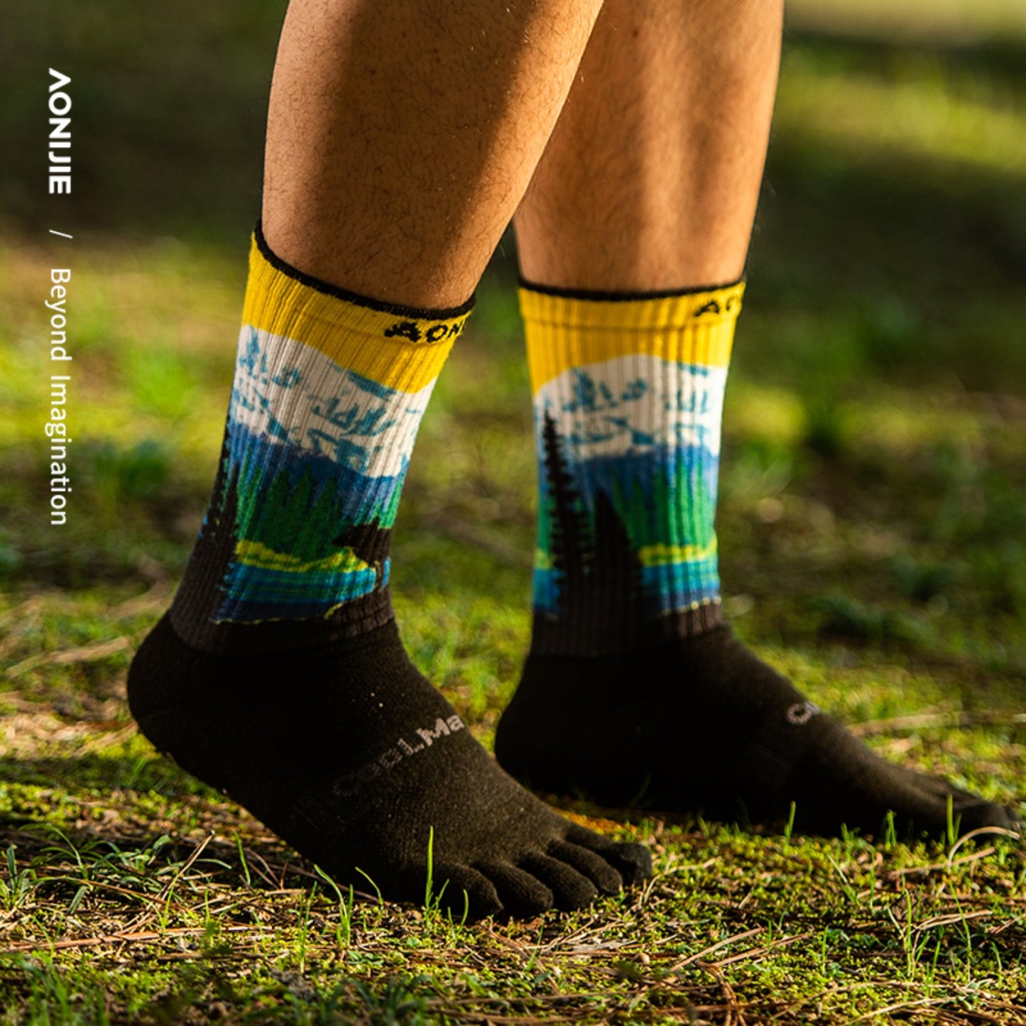 AONIJIE One Pair Five Mid-Calf Athletic Toe Socks - E4843