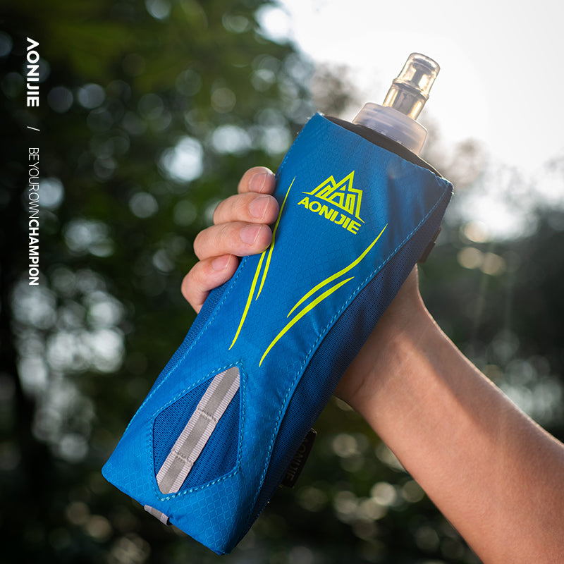 AONIJIE Quick Grip Handheld Soft Water Bottle -E908