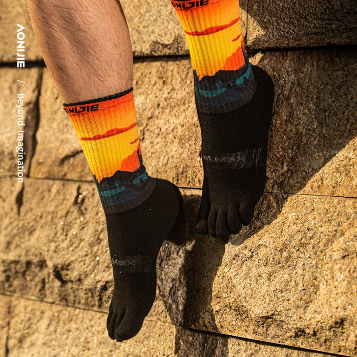 AONIJIE One Pair Five Mid-Calf Athletic Toe Socks - E4843
