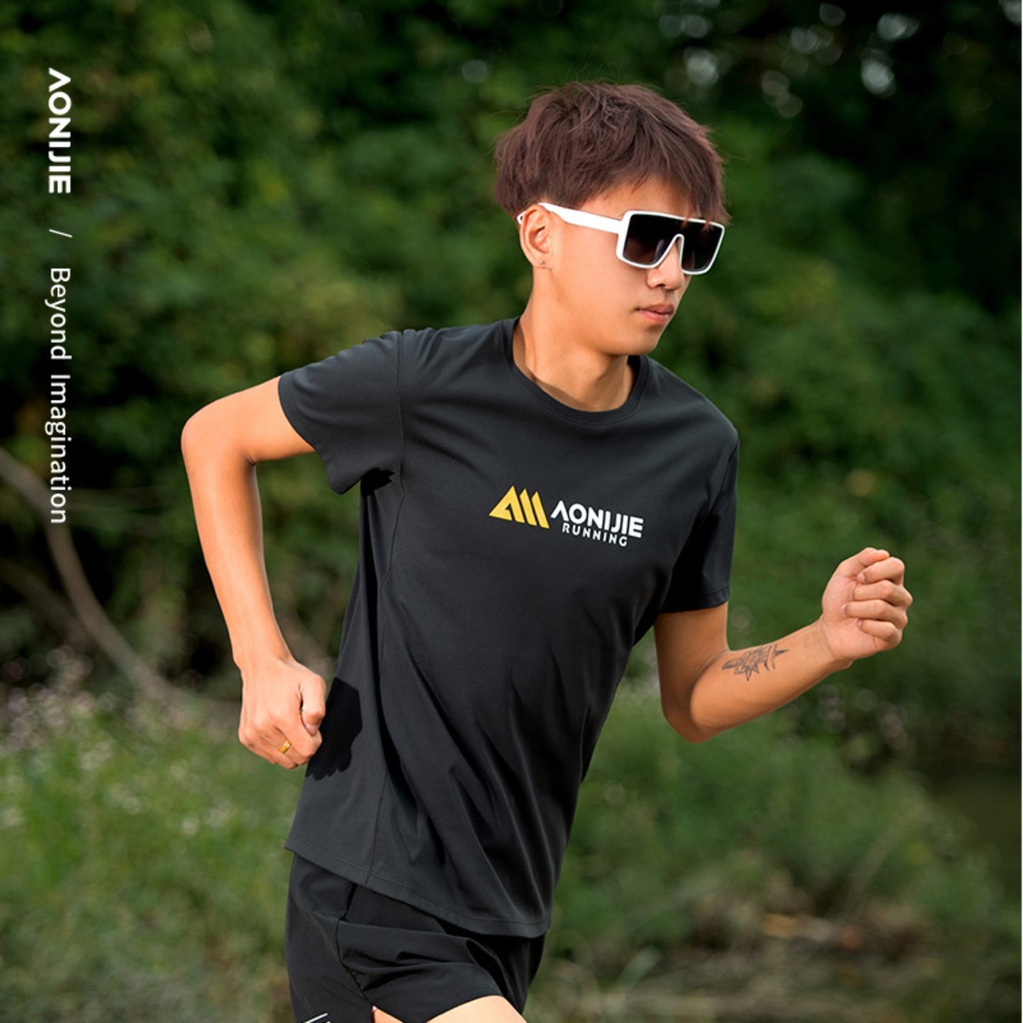 AONIJIE Men Quick Dry Breathable Sports T-Shirt - FM5198