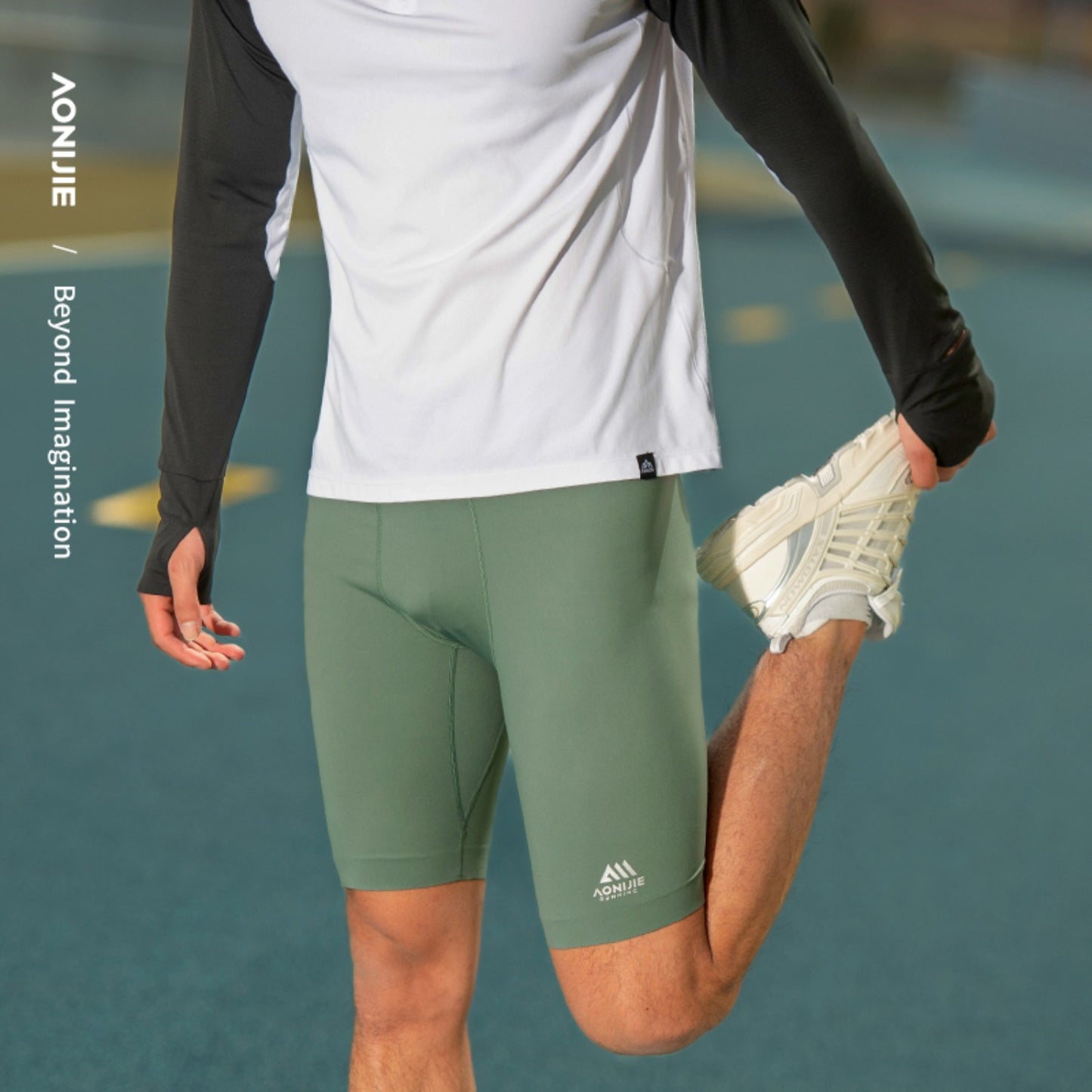 AONIJIE Men Circumferential Pocket Athletic Compression Shorts -FM5120