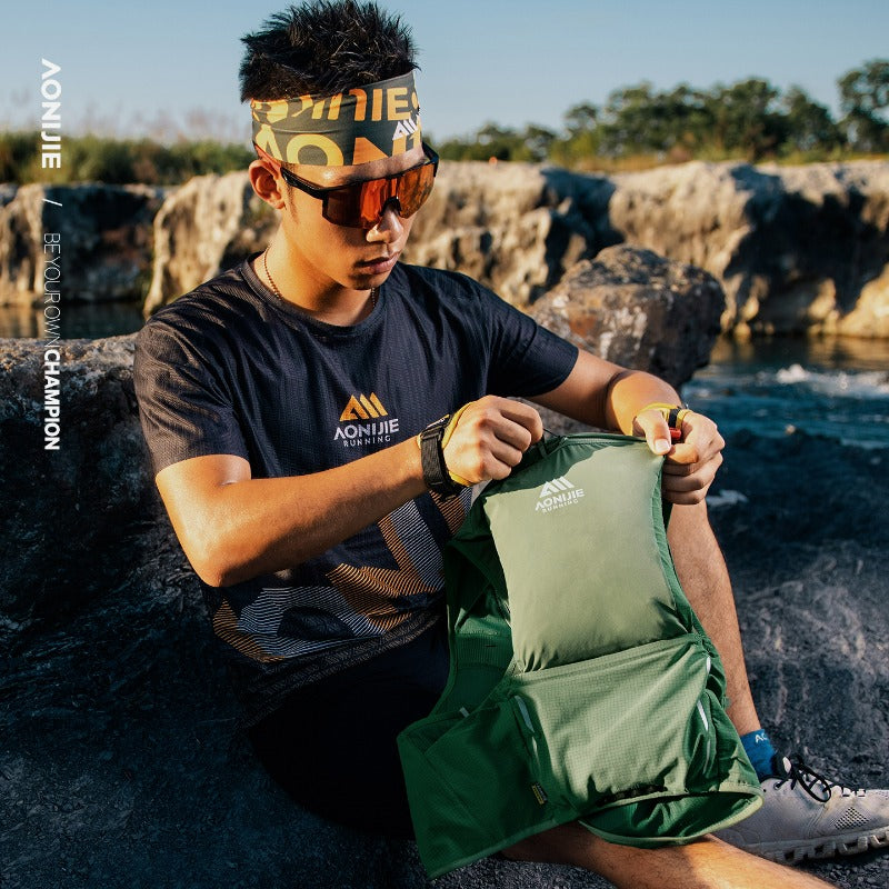 AONIJIE 8L UTMB Official Partner Backpack+2*500ML Bottles-MB8L