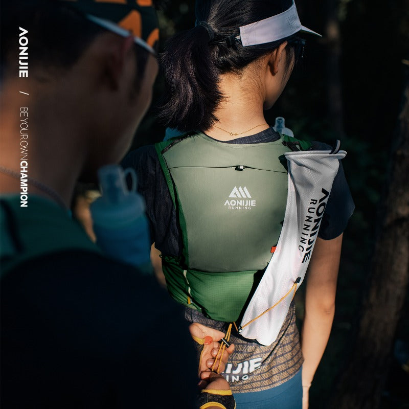 AONIJIE 8L UTMB Official Partner Backpack+2*500ML Bottles-MB8L