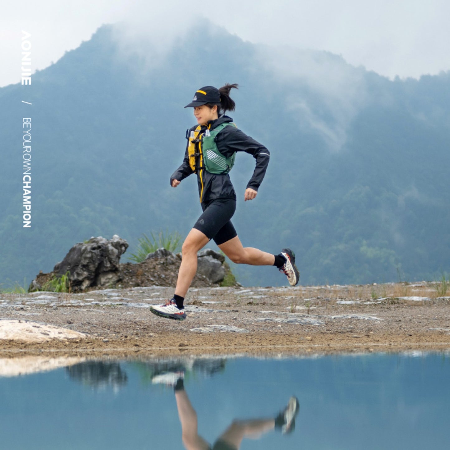 AONIJIE 10L Hydration Backpack for Trail Running-C9116