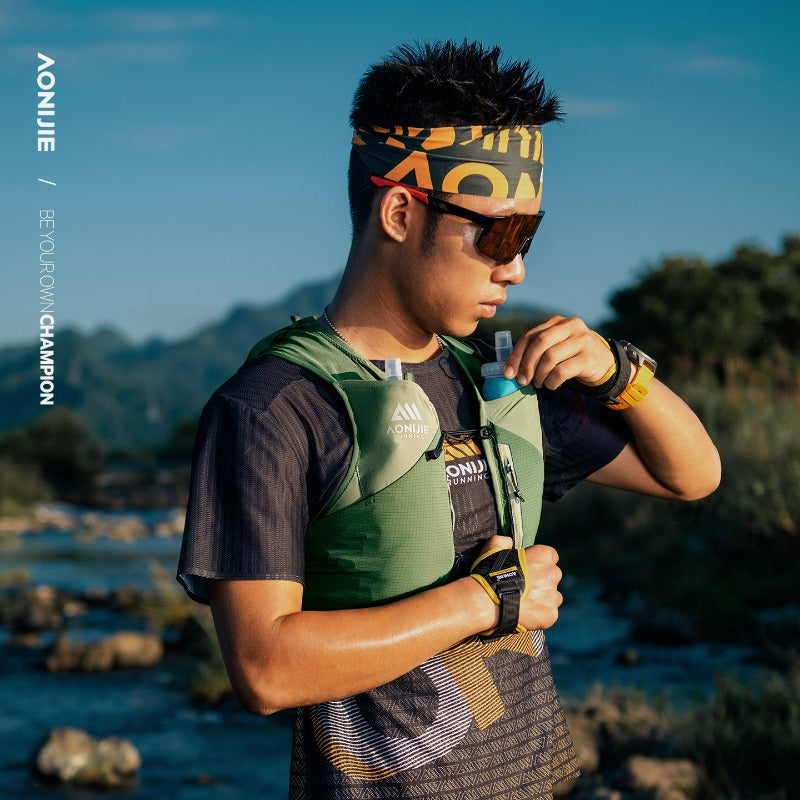 AONIJIE 8L UTMB Official Partner Backpack+2*500ML Bottles-MB8L
