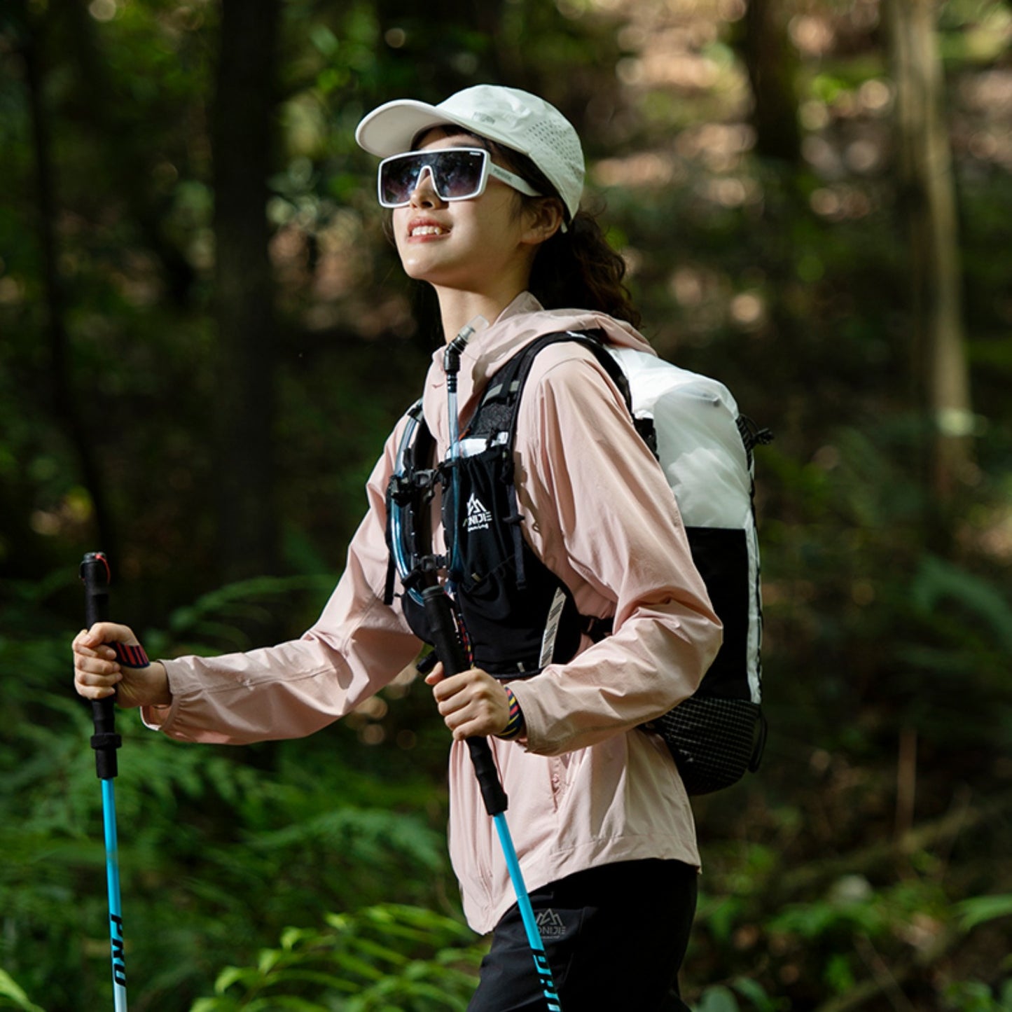 AONIJIE 22L Durable Cordura Fabric Hiking Backpack -C9115