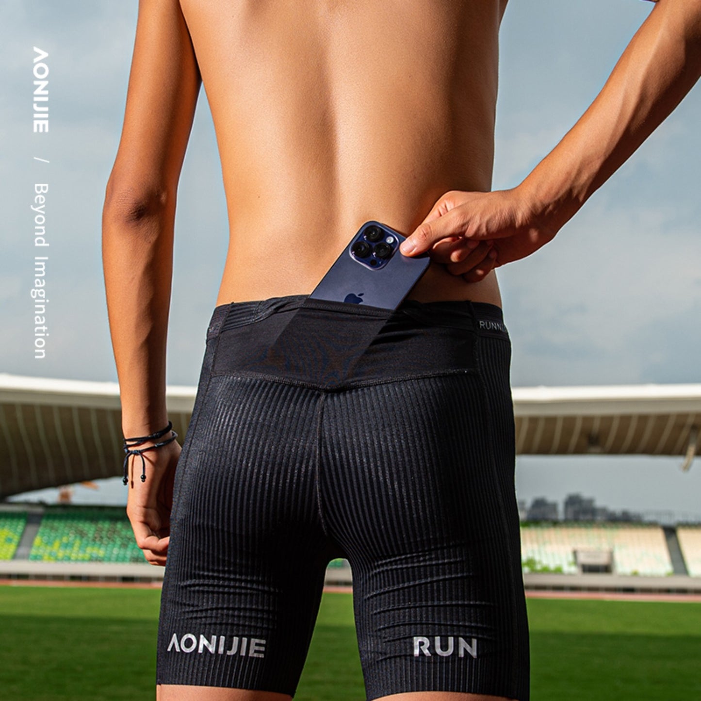 AONIJIE Men Compression Built-In Phone Pocket Athletic Shorts - FM5182
