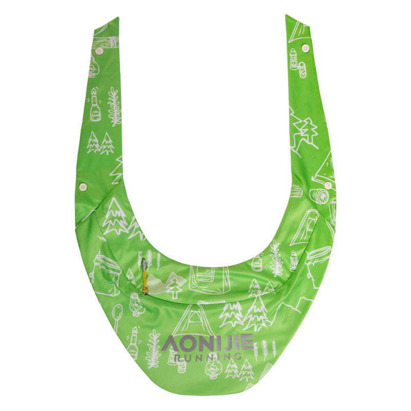 AONIJIE E4429 cooling towel lifestyle shot outdoor hiking use