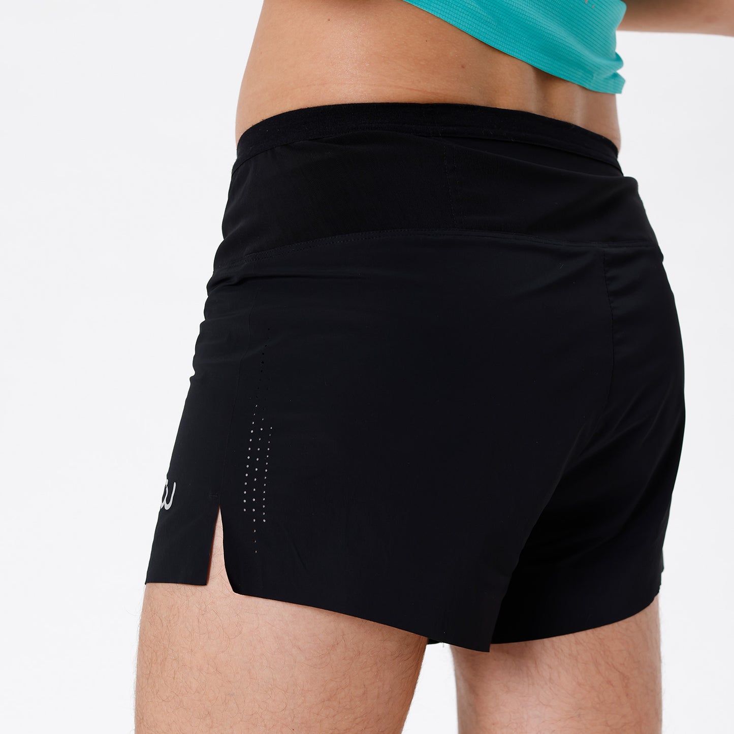 AONIJIE Men Built-in Waist Pack Shorts - FM5110
