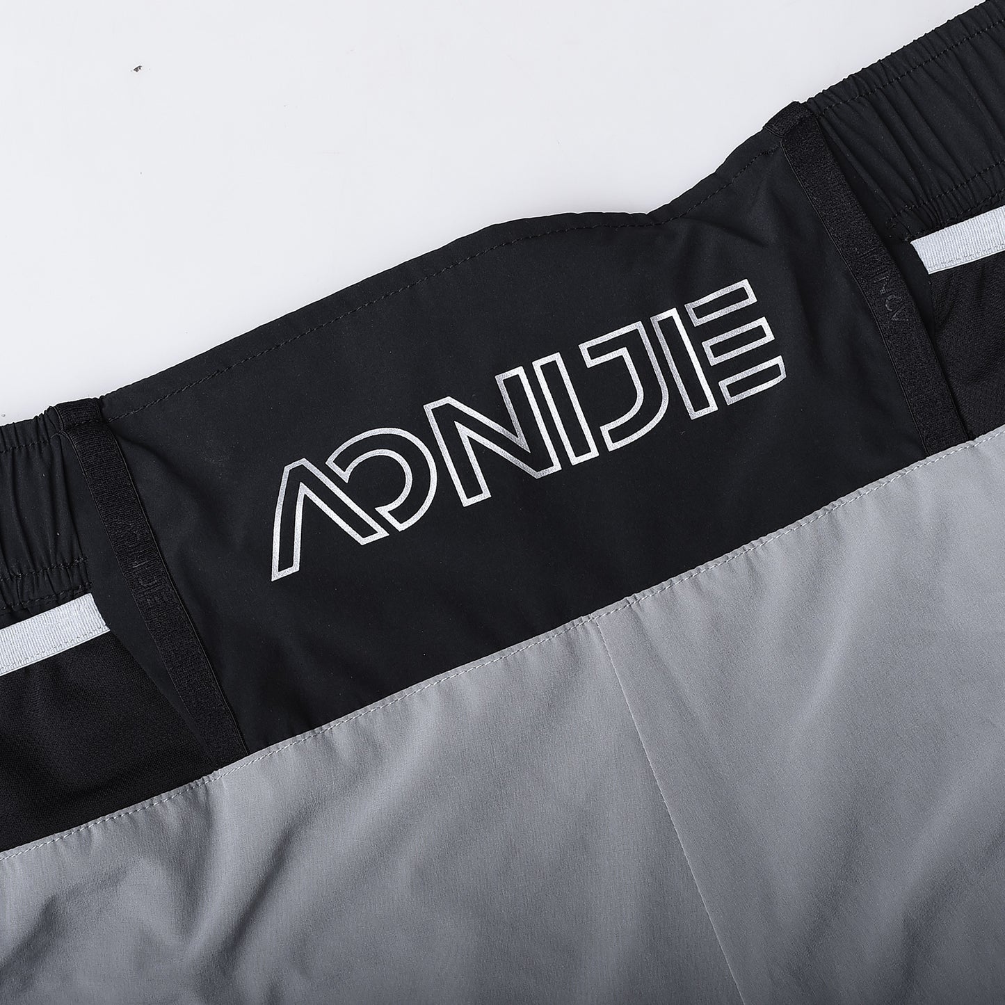 AONIJIE Men Stretch Lined Multi-Pocket Athletic Shorts -F5101 F5102