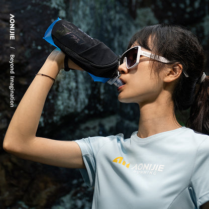 AONIJIE 500ml Handheld Soft Flask Pack with Phone Pouch - A7108