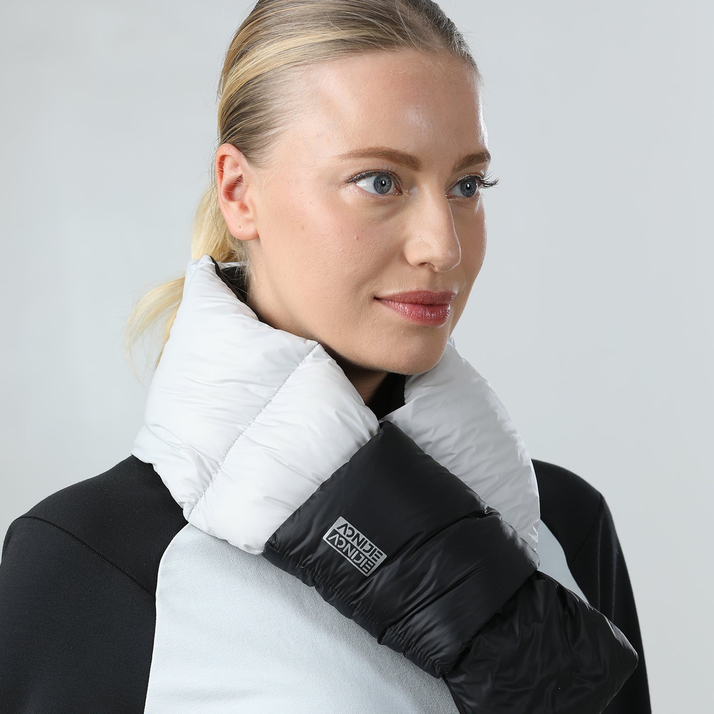 AONIJIE 800FP White Duck Down Scarf -M36