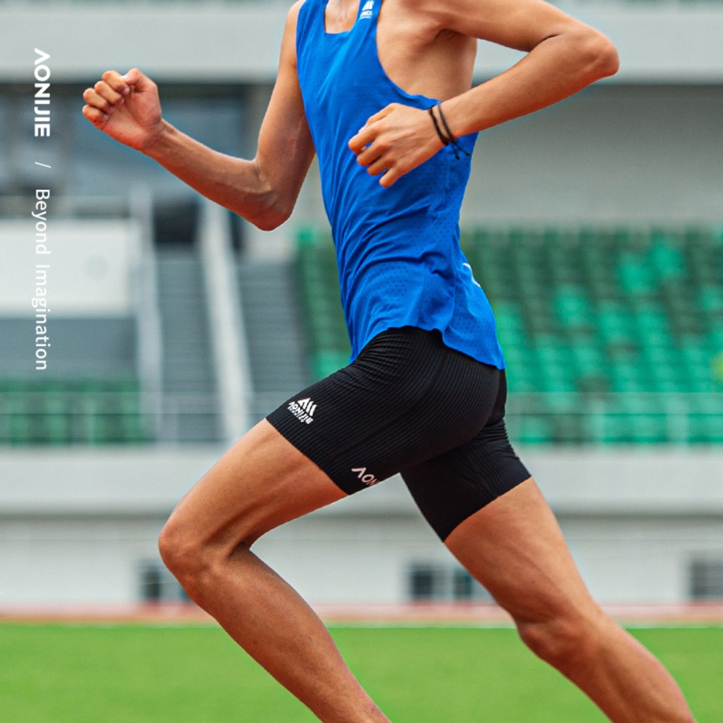AONIJIE Men Compression Built-In Phone Pocket Athletic Shorts - FM5182