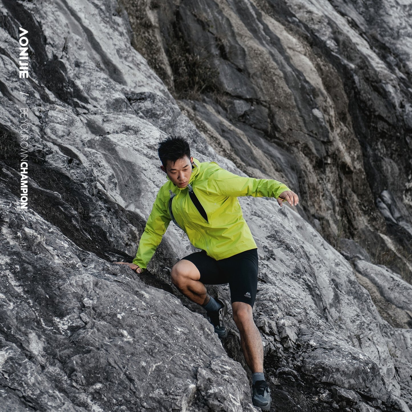 AONIJIE Professional Trail Running Jacket -FM5216