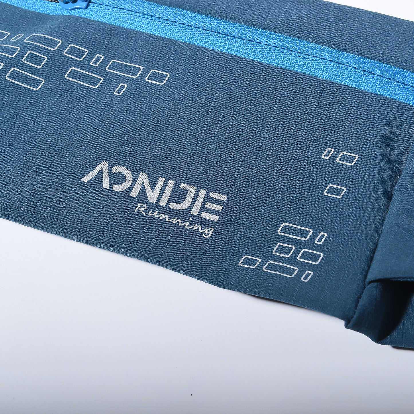 AONIJIE Ultra-Light Sports Waist Pack -W8112