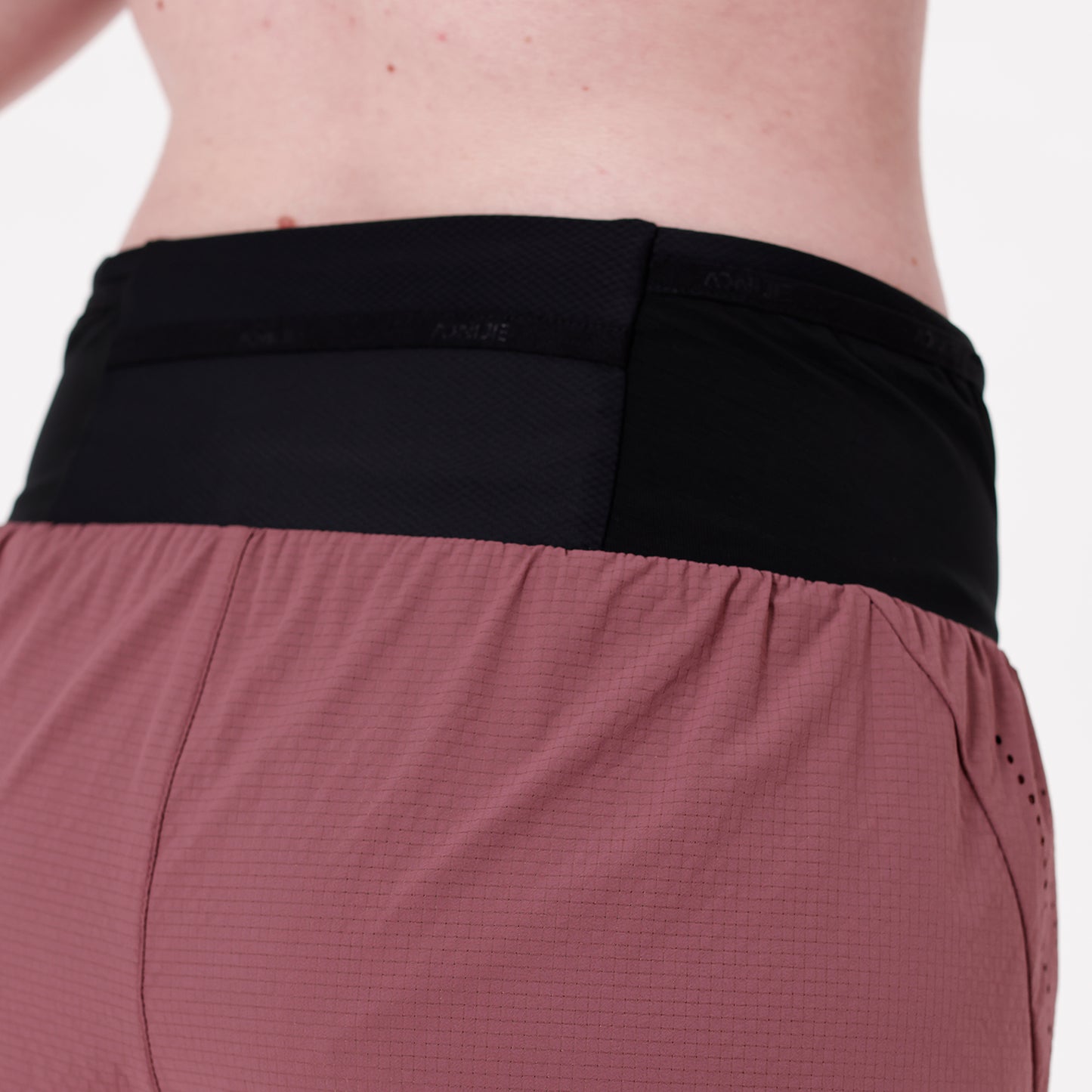 AONIJIE Women Breathable Multi-Pocket Athletic Shorts -FM5108