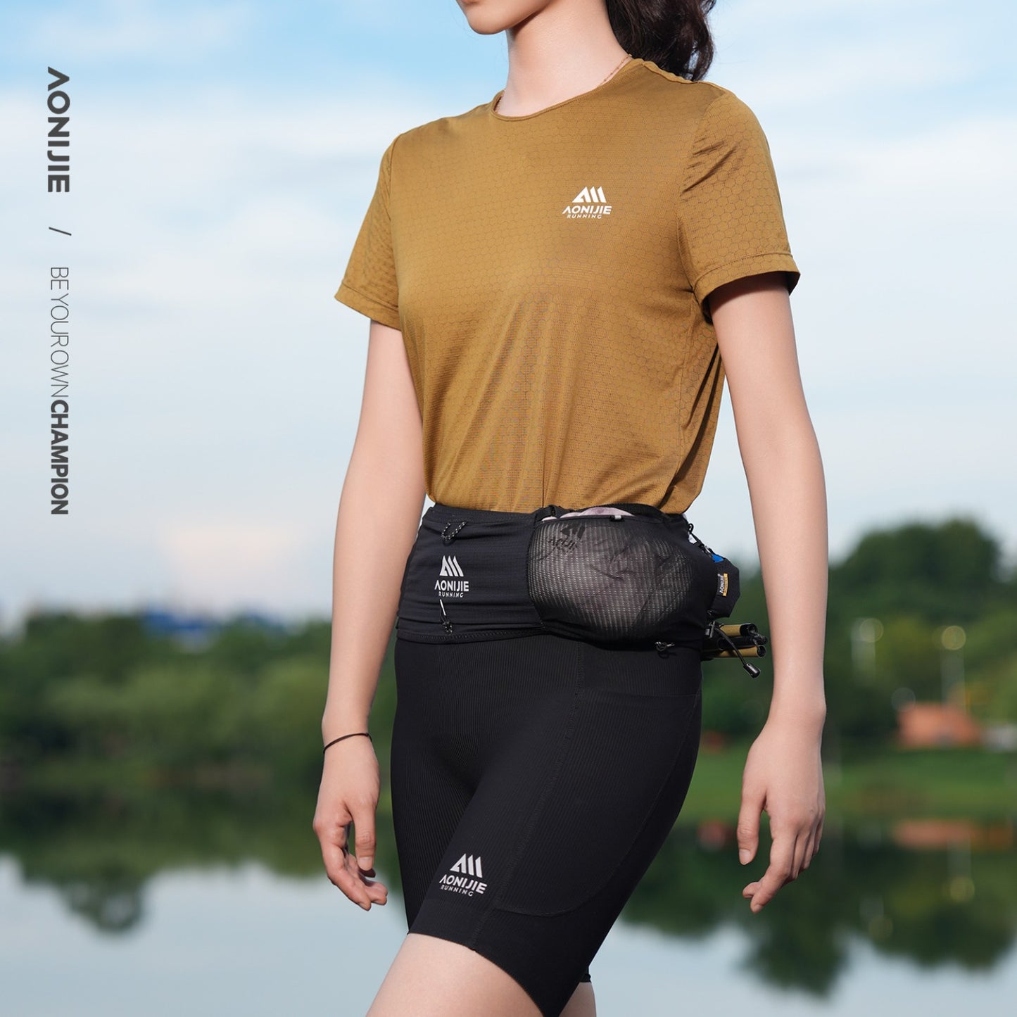 AONIJIE Upgraded 360° Storage Waist Pack with 500ml Bottle -W8141