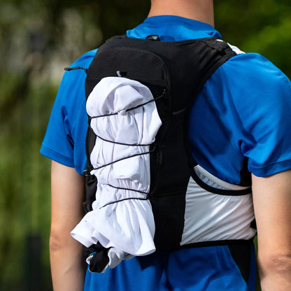 AONIJIE C9116 hydration backpack black-white colorway
