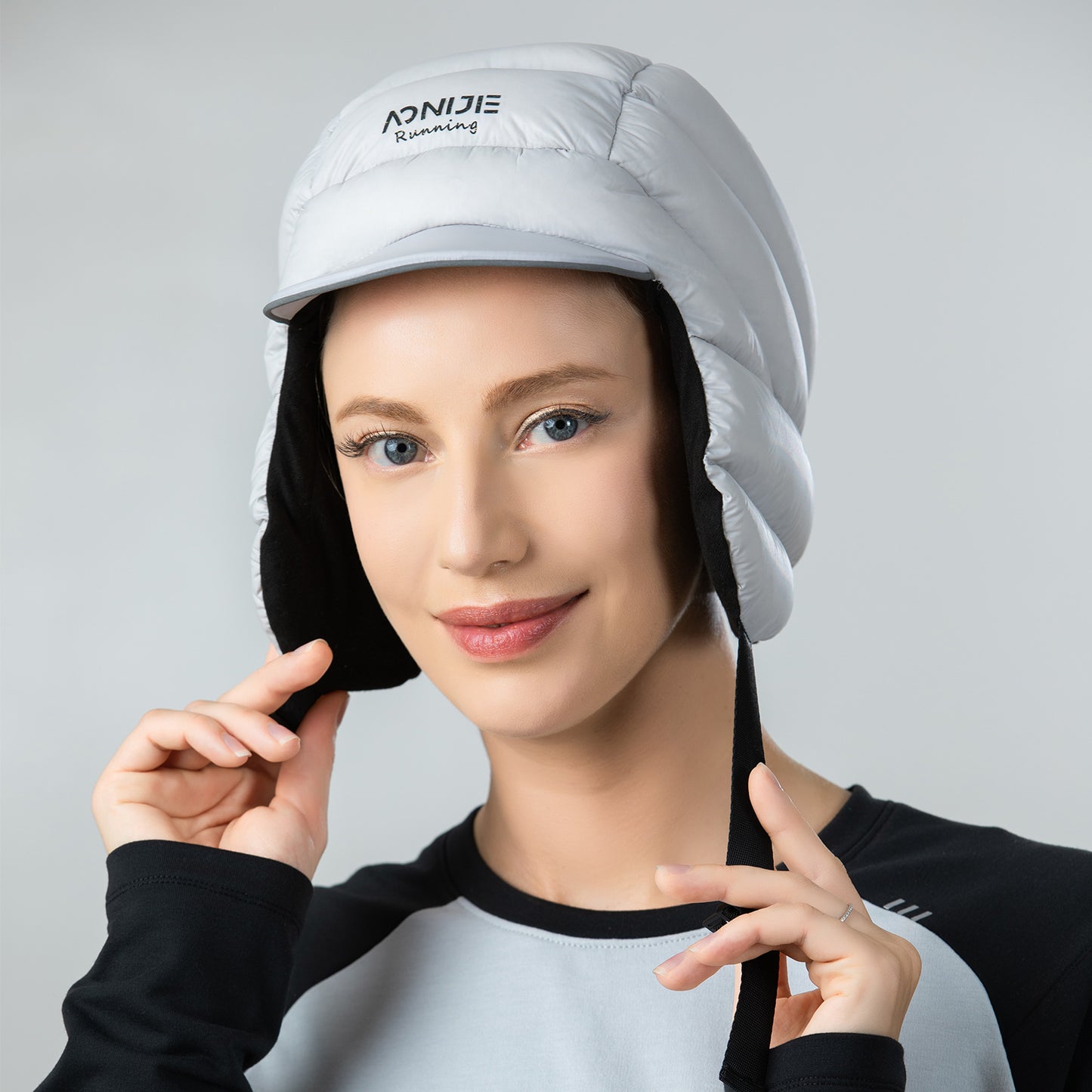 AONIJIE White Duck Down Earflap Hat -M35