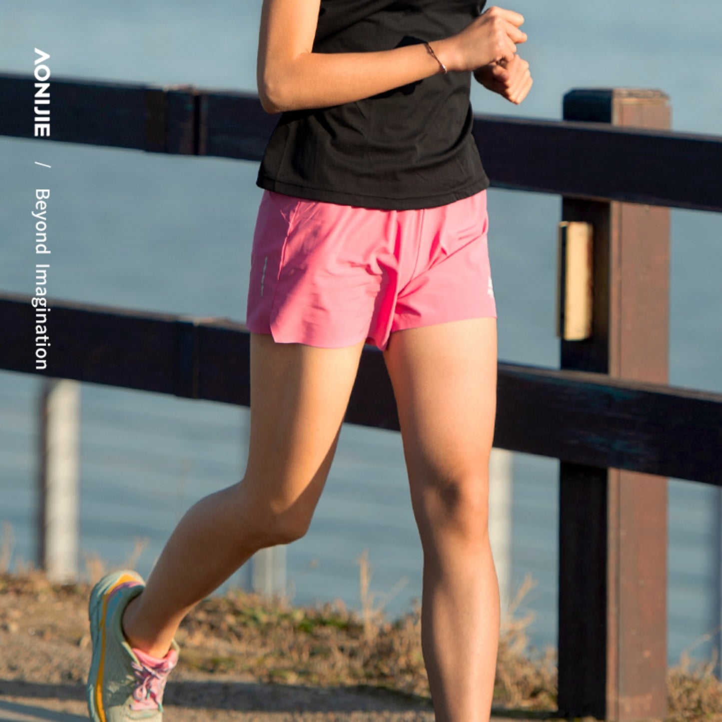 AONIJIE Women Ultra-Lightweight Built-In Phone Pocket Athletic Shorts - FW6199