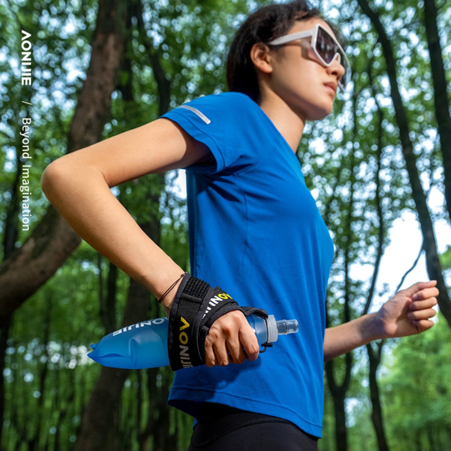 AONIJIE 500ml Handheld Running Soft Flask - A7109