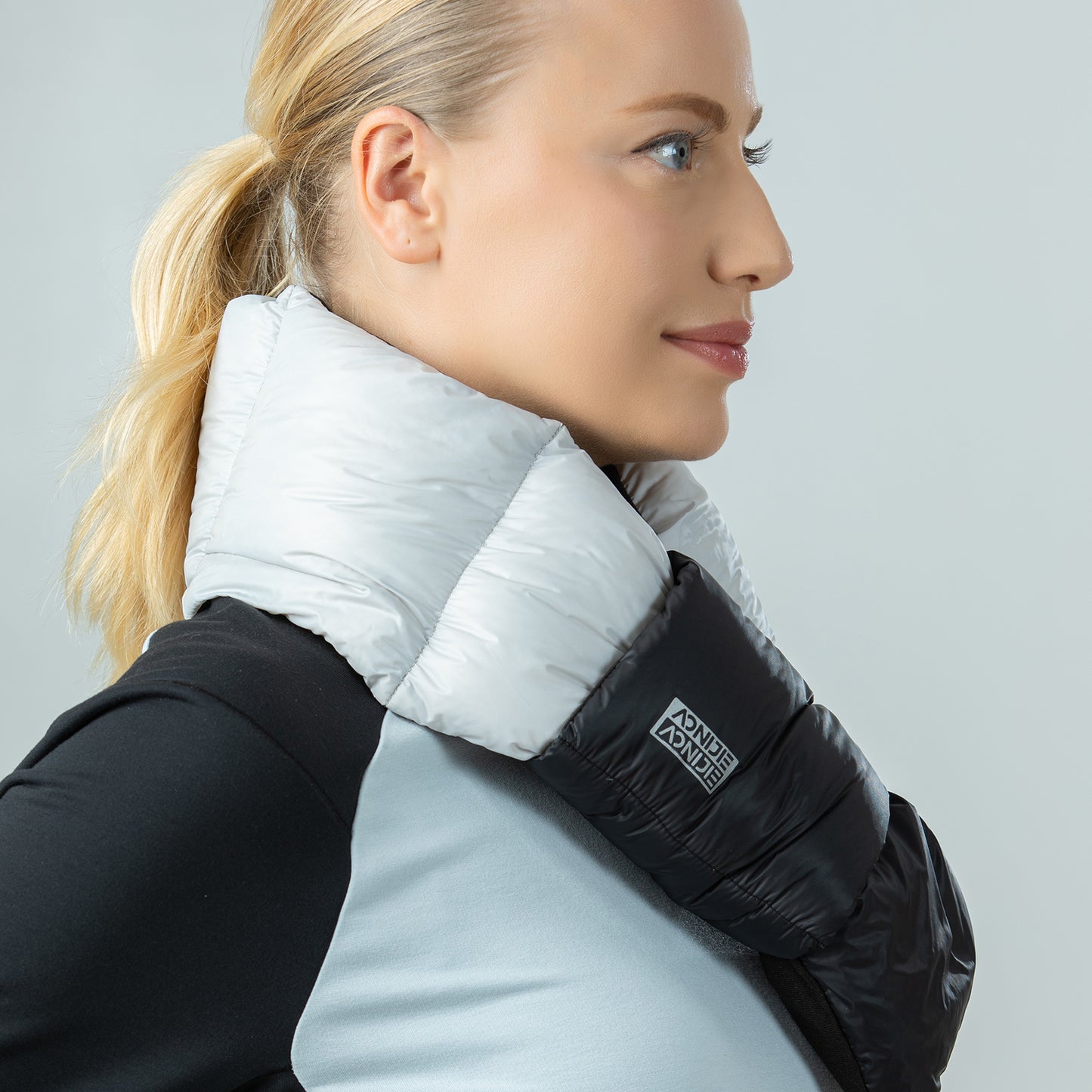 AONIJIE 800FP White Duck Down Scarf -M36