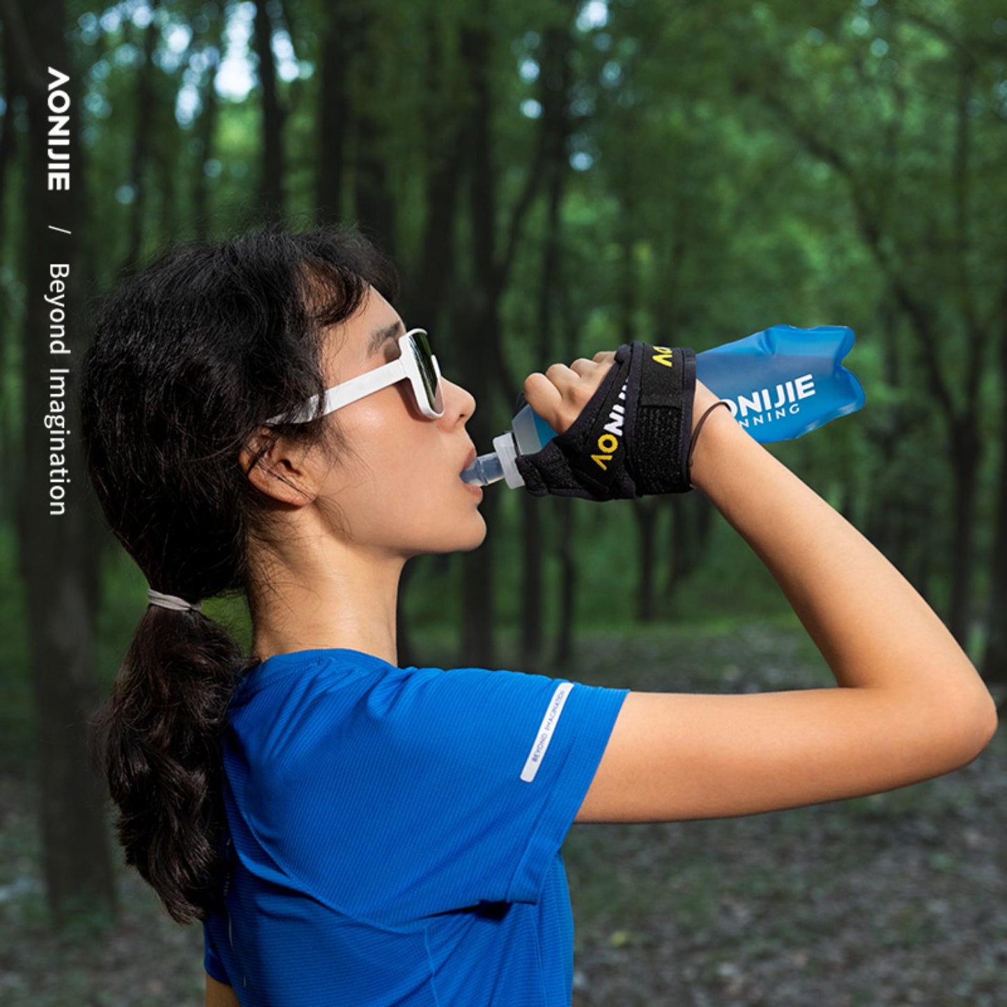 AONIJIE 500ml Handheld Running Soft Flask - A7109